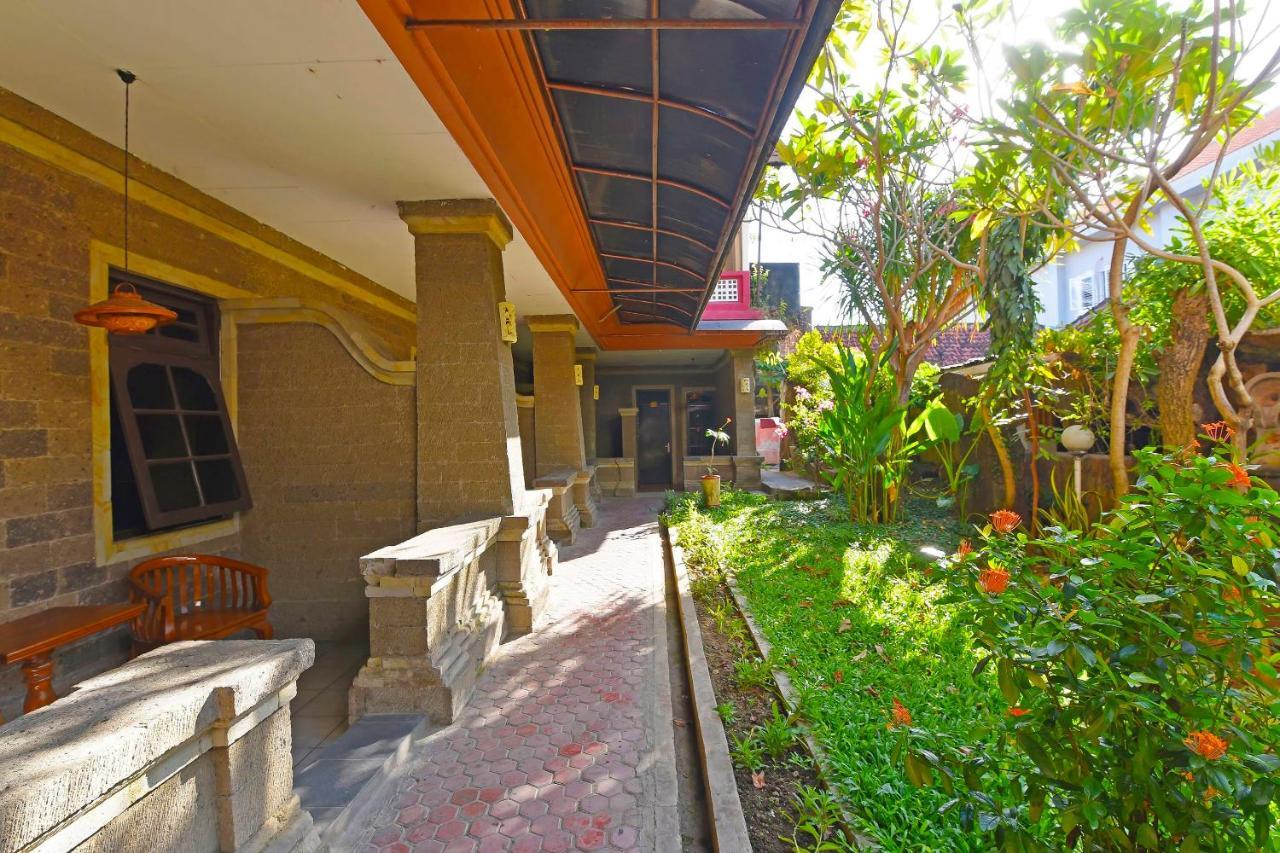 Oyo 3244 Grand Chandra Hotel Denpasar Extérieur photo