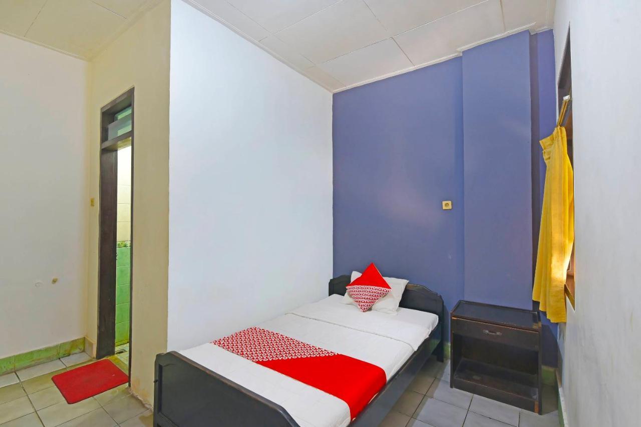 Oyo 3244 Grand Chandra Hotel Denpasar Extérieur photo
