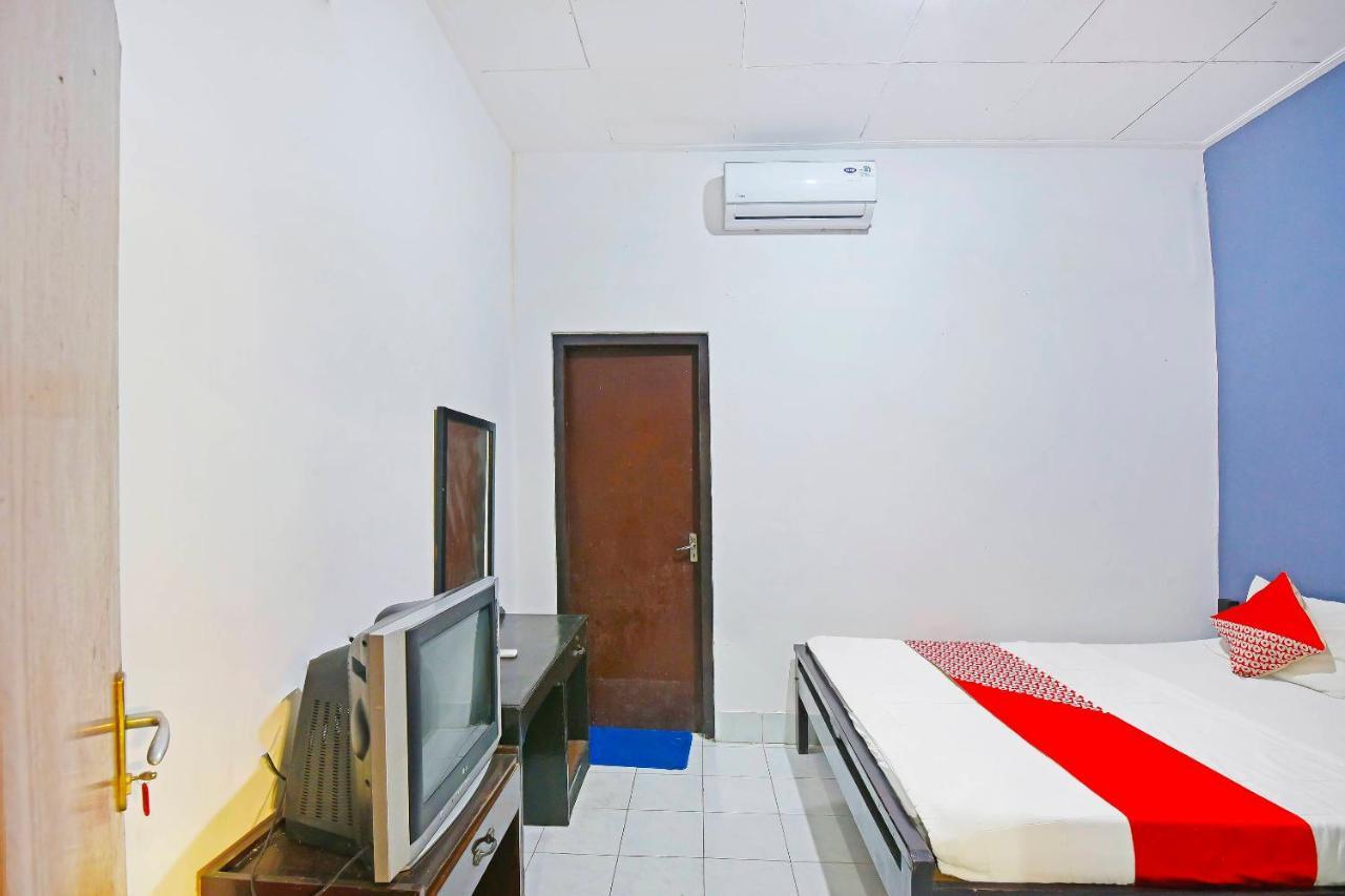 Oyo 3244 Grand Chandra Hotel Denpasar Extérieur photo
