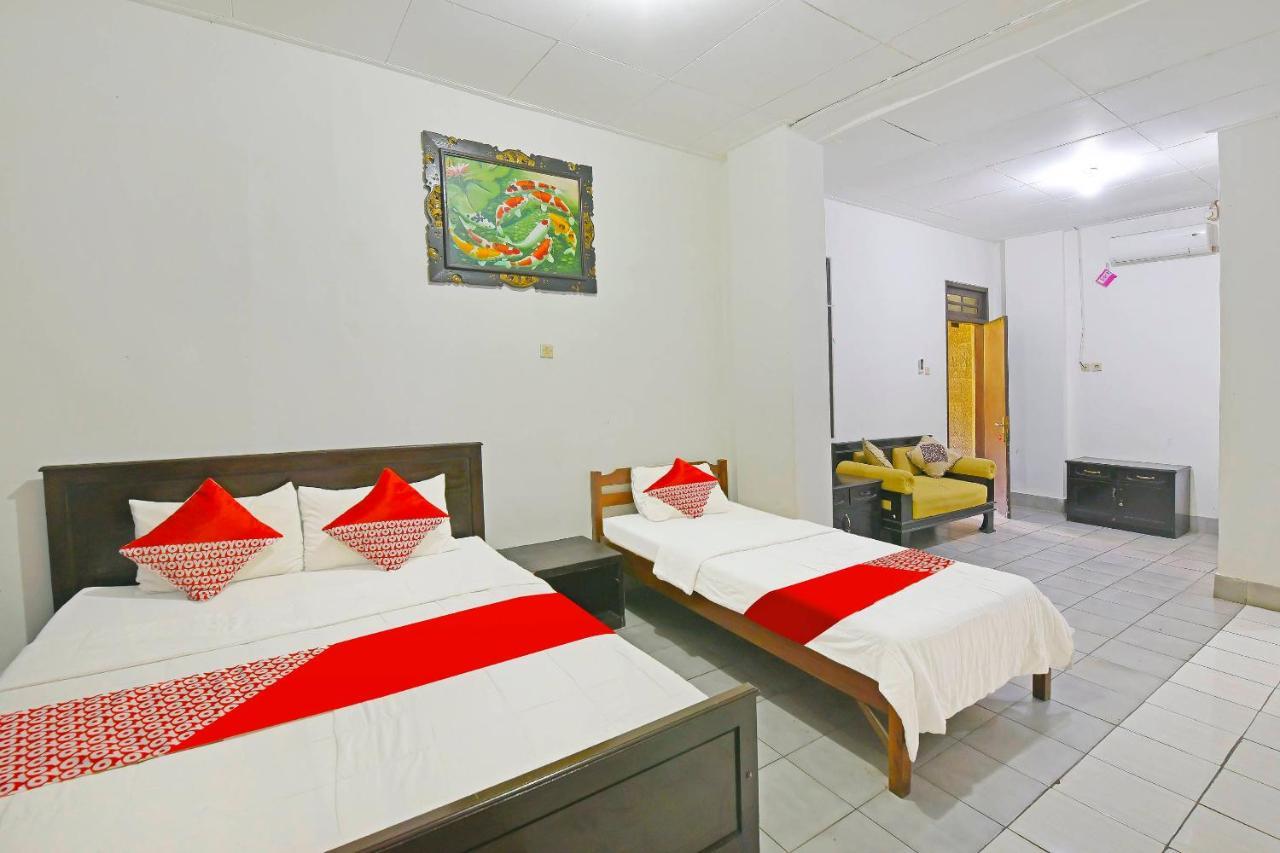 Oyo 3244 Grand Chandra Hotel Denpasar Extérieur photo